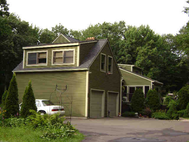 Building photograph for 82 CABBAGE LN